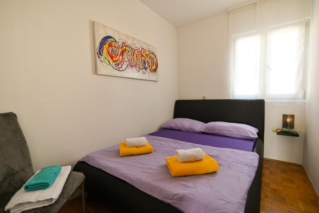 Apartmani Cesarica 트로기르 외부 사진